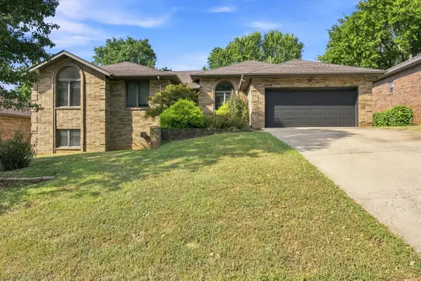 4009 S Cutler Court, Springfield, MO 65807