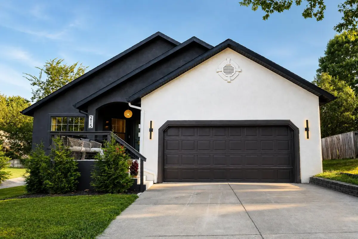 215 W Pine Hill Court, Nixa, MO 65714 - #1