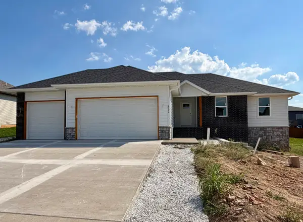 2612 W Pigeon Drive, Ozark, MO 65721