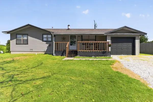 813 Kentucky Road, Ozark, MO 65721