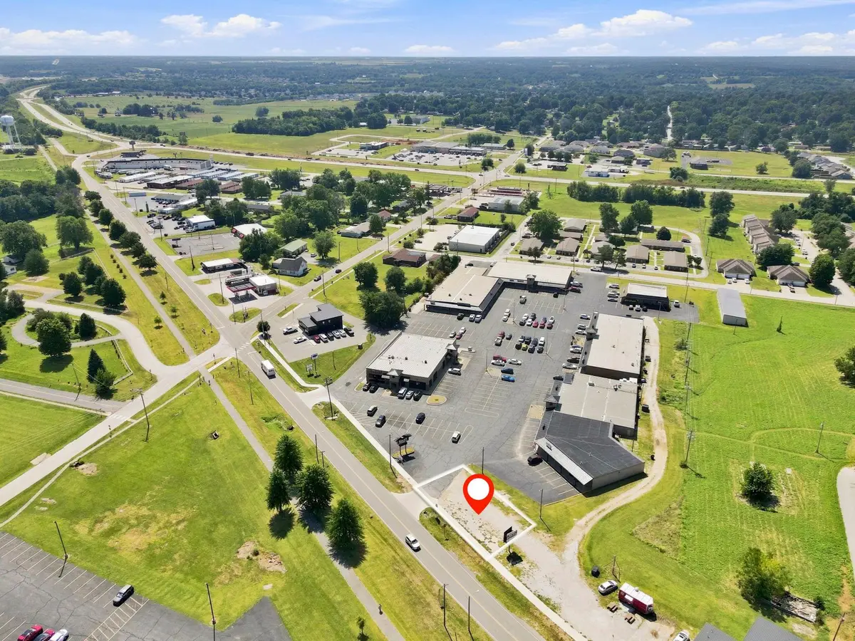 302 E Jackson Street, Willard, MO 65781 - #1