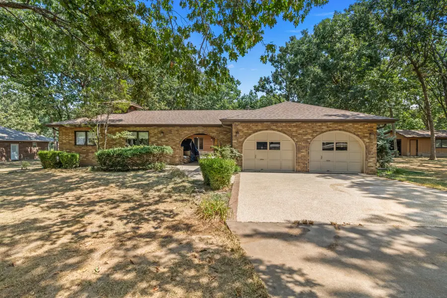 1740 Briarwood Drive, Marshfield, MO 65706 - #2