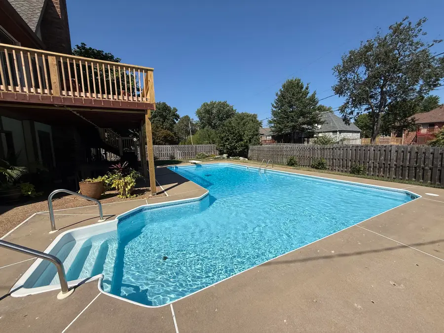 1921 E Nottingham Street, Springfield, MO 65804 - #2