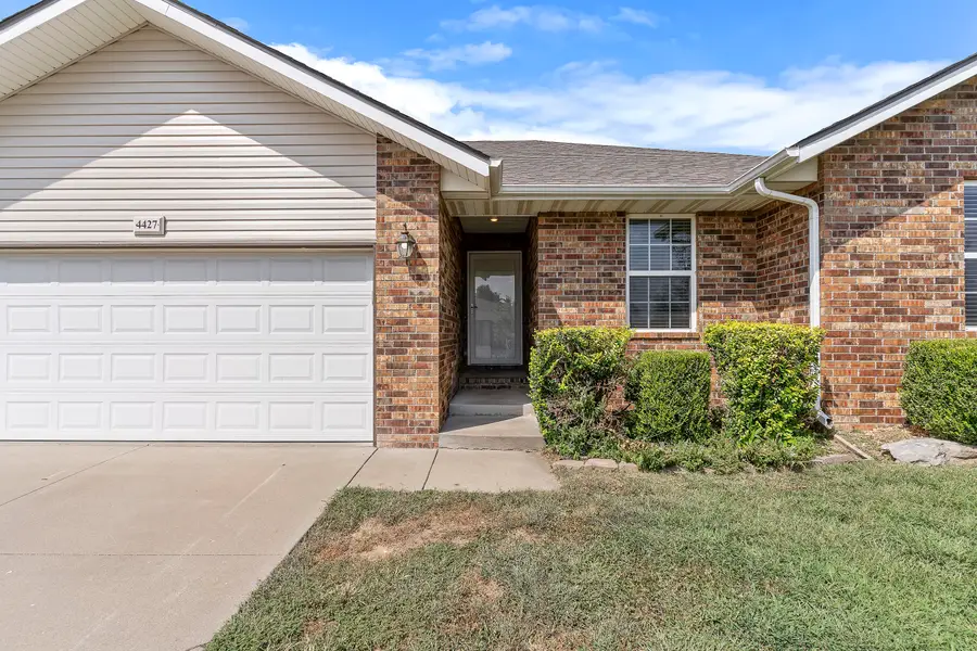 4427 W Nicholas Street, Springfield, MO 65802 - #3