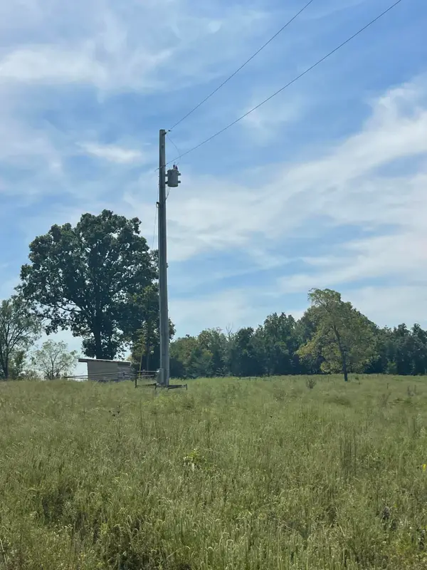 000 E County Road E76-114, Ava, MO 65608