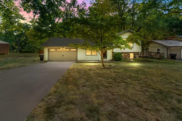 4747 S Roslyn Avenue, Springfield, MO 65804