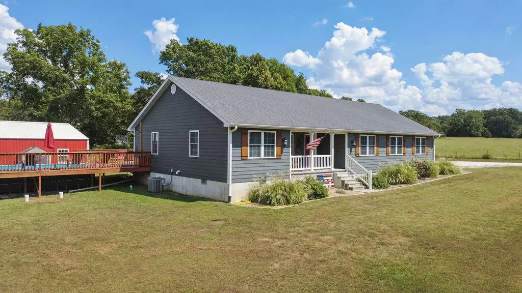 18505 E 1000 Road, Stockton, MO 65785 - #1