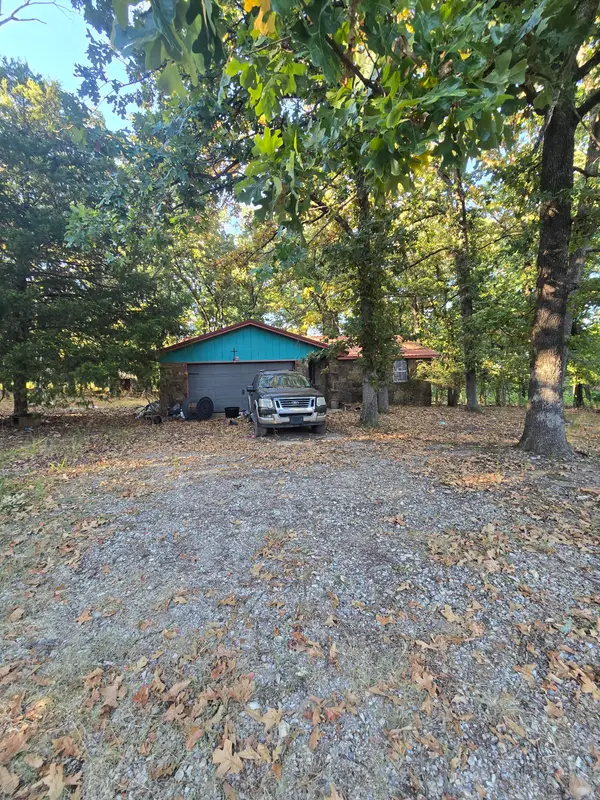59920 E 318 Road, Grove, OK 74344