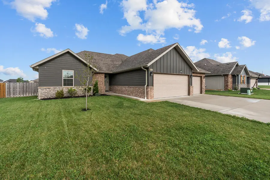 4352 Siena Avenue, Ozark, MO 65721 - #2