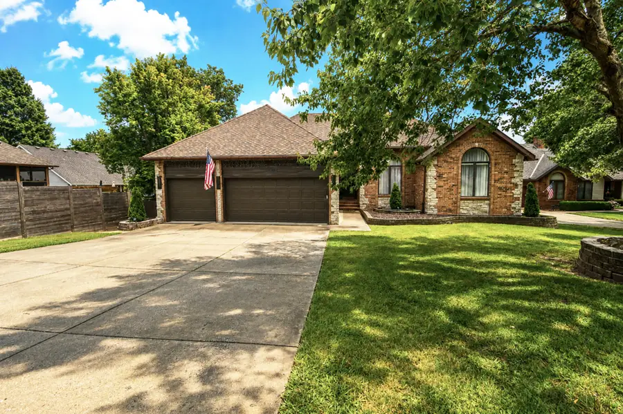 4916 S Buckingham Lane, Springfield, MO 65810 - #3