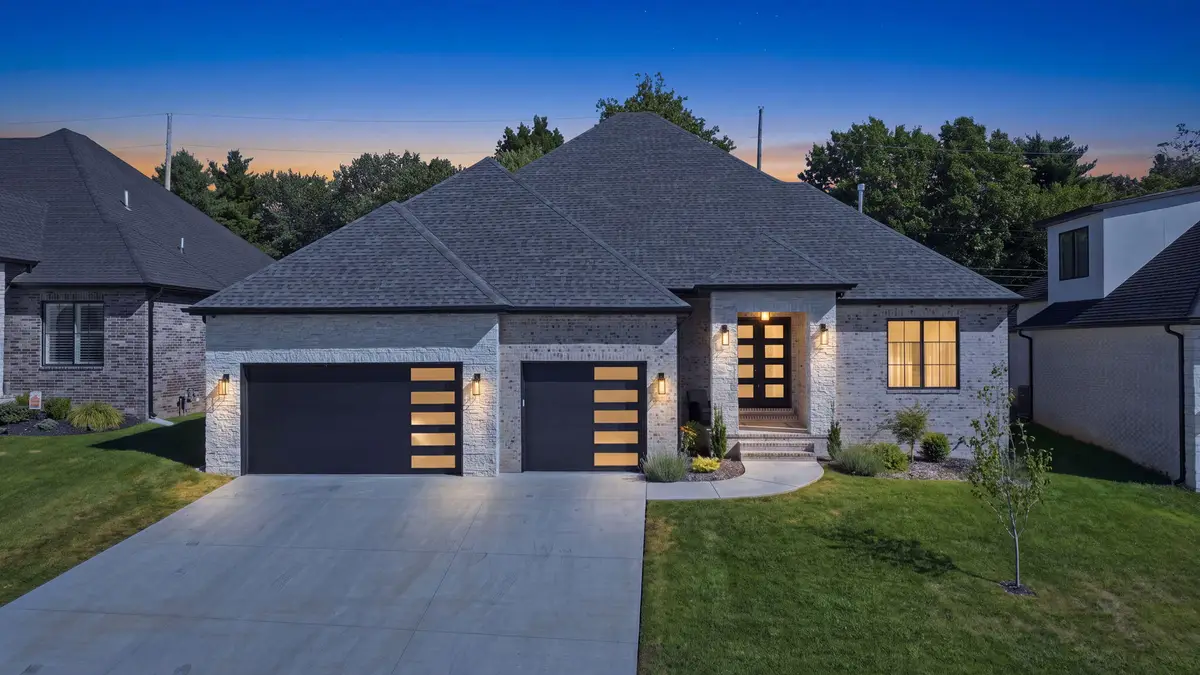 3925 E Woodhue Street, Springfield, MO 65802 - #1