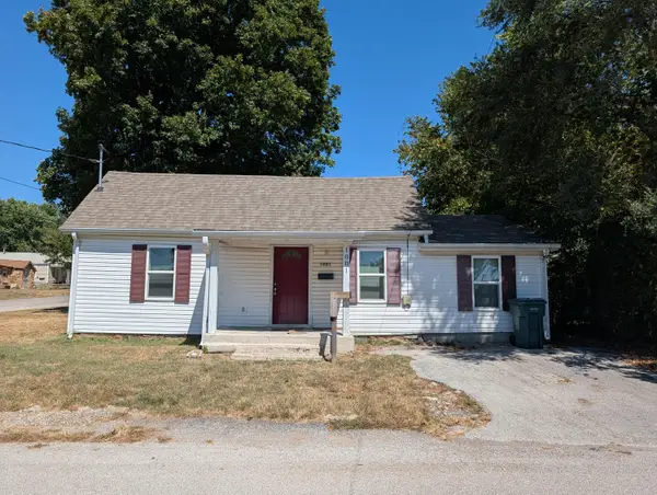 1001 E Chestnut Street, Bolivar, MO 65613