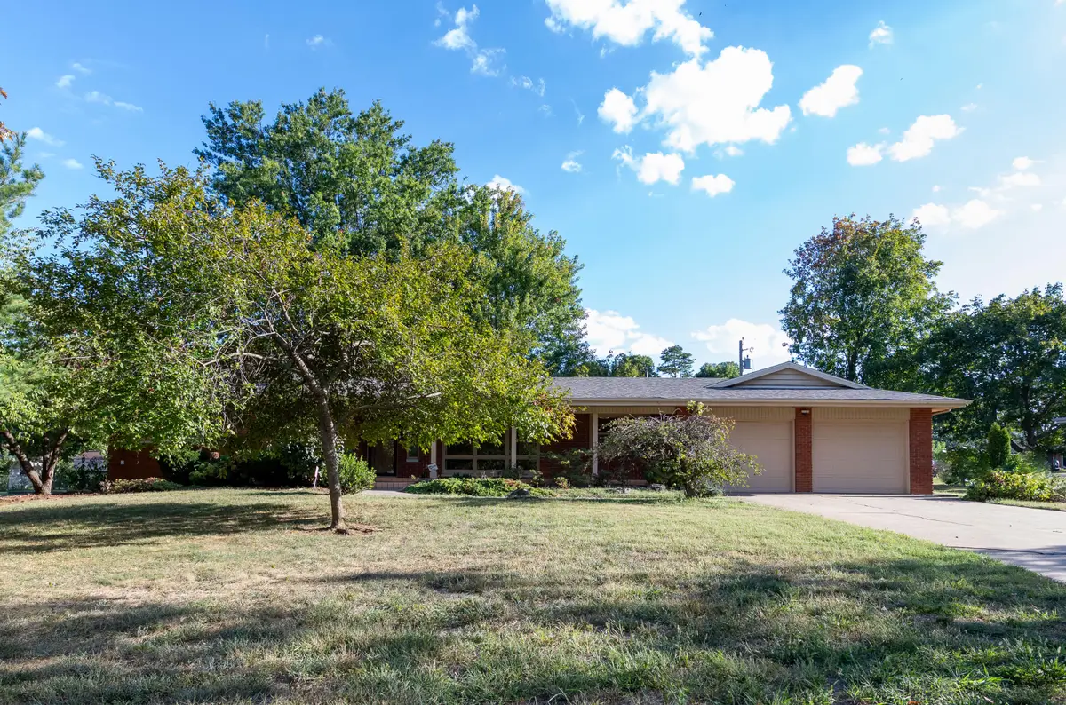 4008 W Grimes Street, Springfield, MO 65802 - #1