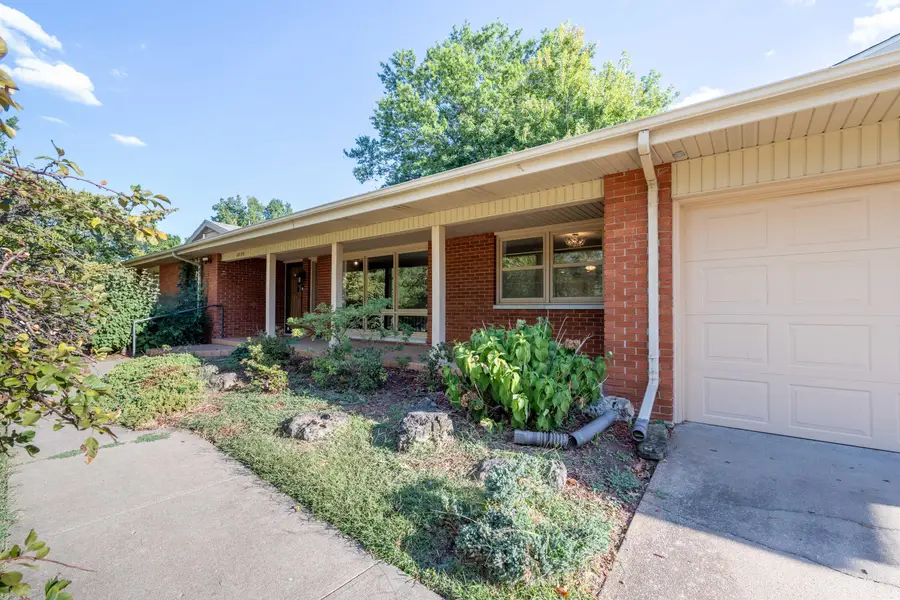 4008 W Grimes Street, Springfield, MO 65802 - #3