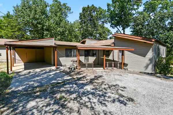 439 Driftwood Lane, Reeds Spring, MO 65737