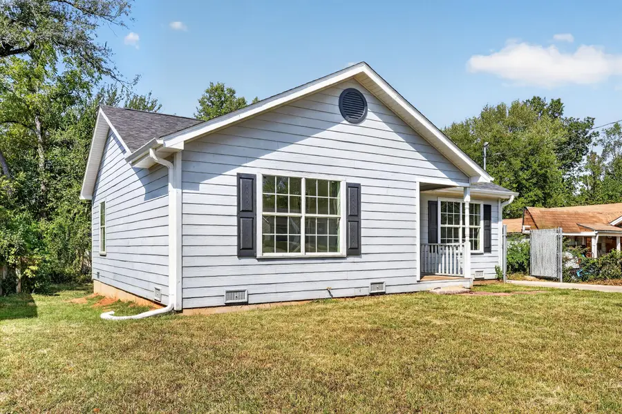 1113 N Clifton Avenue, Springfield, MO 65802 - #3