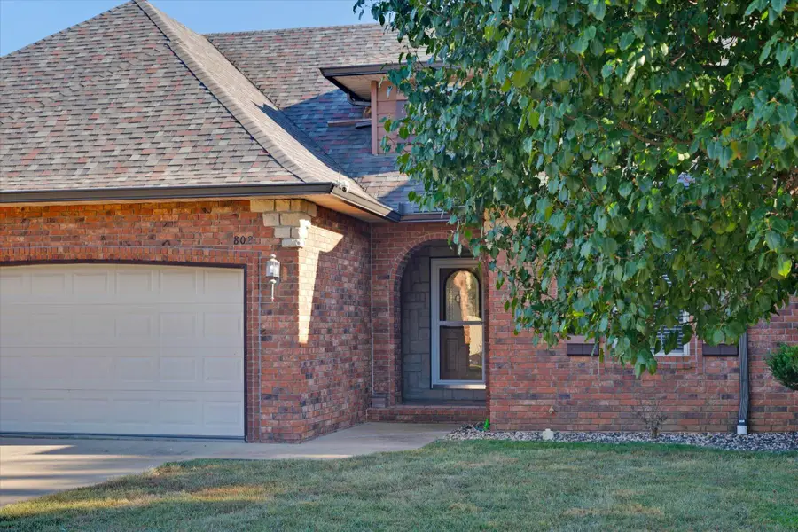 802 E Current Drive, Ozark, MO 65721 - #2