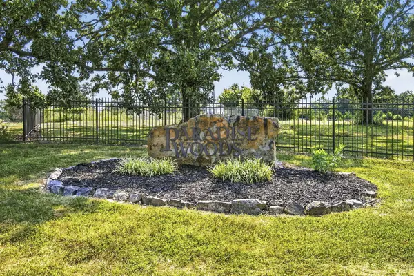 14 Buena Vista Parkway, Strafford, MO 65757