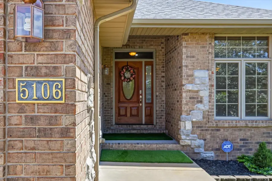 5106 S Burrows Avenue, Springfield, MO 65810 - #3