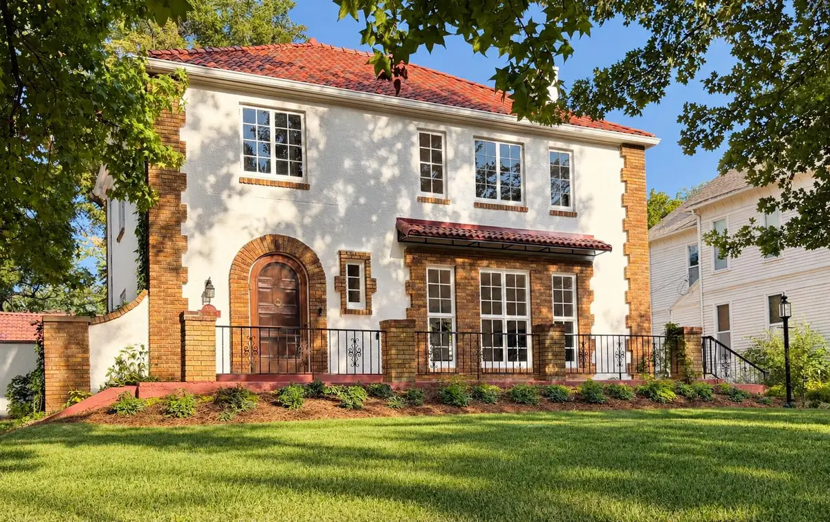 924 S Pickwick Avenue, Springfield, MO 65804 - #1
