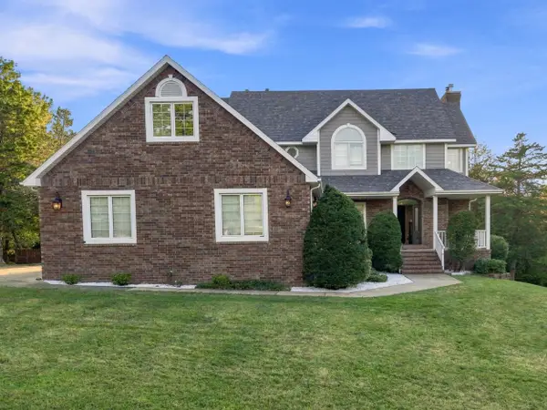807 S Stanford Drive, Rogersville, MO 65742