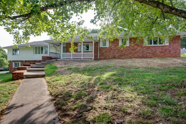 1508 S Essex Road, Springfield, MO 65809