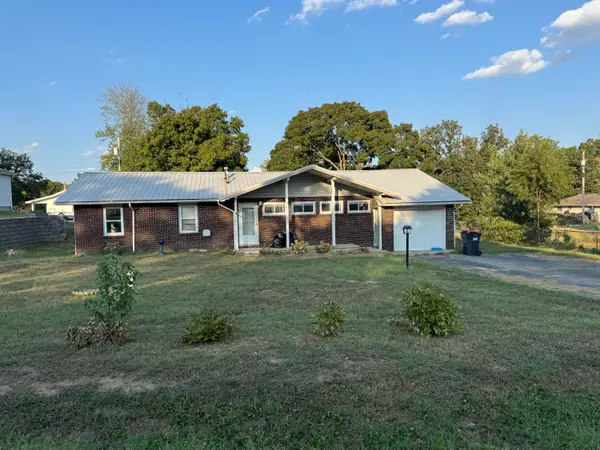 112 Billy Drive, Cassville, MO 65625