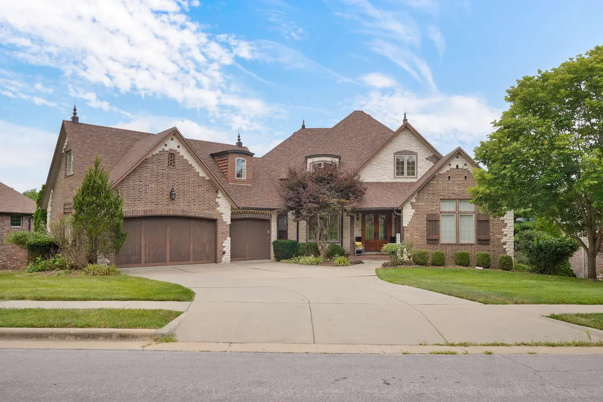 5909 S Brightwater Trail, Springfield, MO 65810 - #1