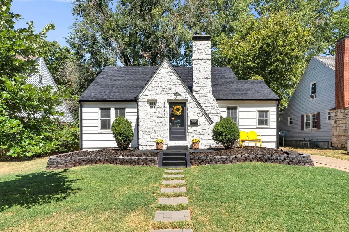 1261 E University Street, Springfield, MO 65804 - #1