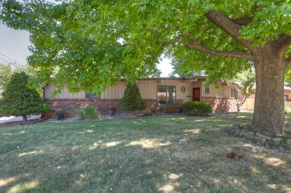 2701 Vermont Avenue, Joplin, MO 64804 - #1
