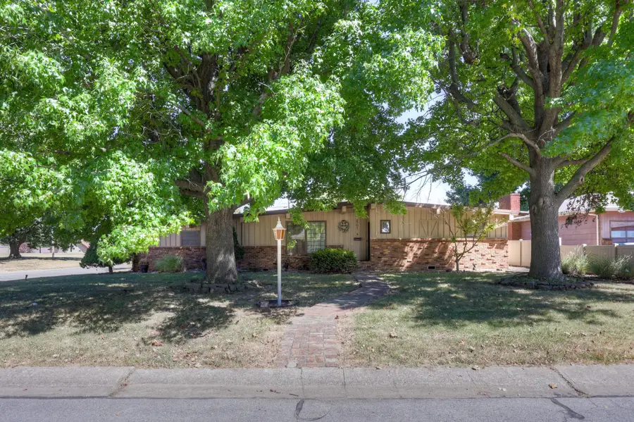 2701 Vermont Avenue, Joplin, MO 64804 - #2