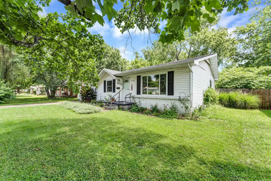 2556 S Westwood Avenue, Springfield, MO 65807 - #3