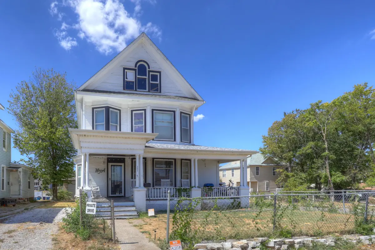 302 S Pearl Avenue, Joplin, MO 64801 - #1