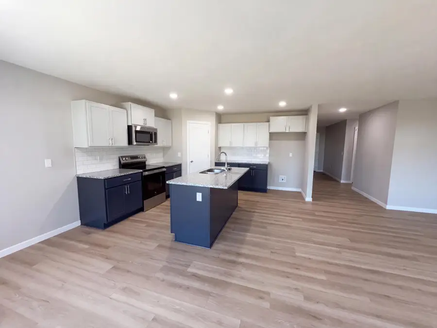 5017 W Cozy Court, Springfield, MO 65802 - #2