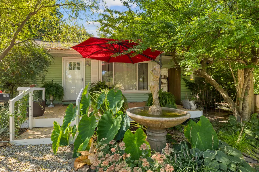 2030 E Grand Street, Springfield, MO 65804 - #2