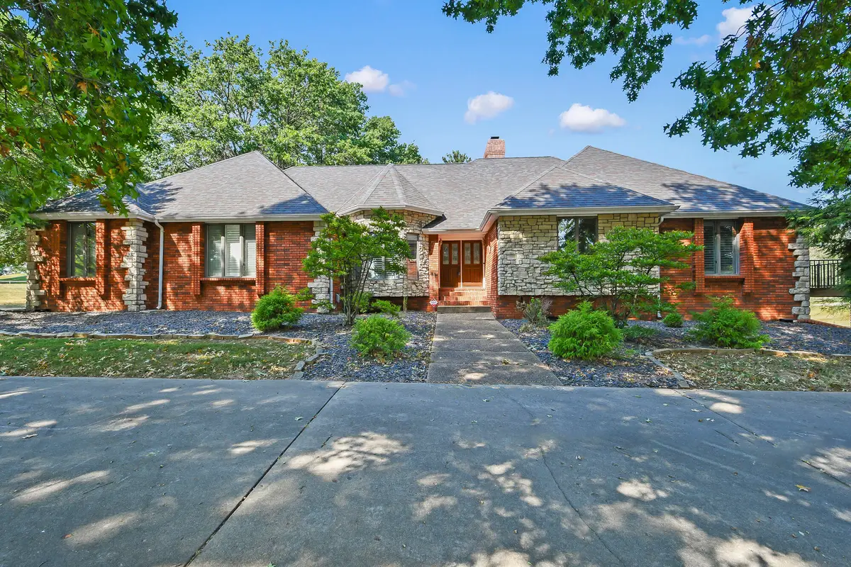 929 S Mumford Drive, Springfield, MO 65809 - #1