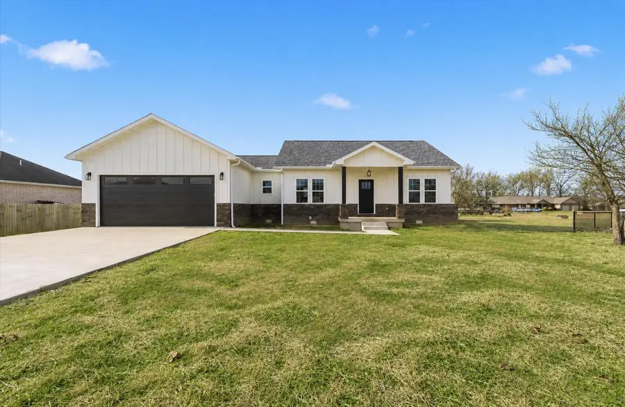2707 Mayfield Drive, Mountain Grove, MO 65711 - #2
