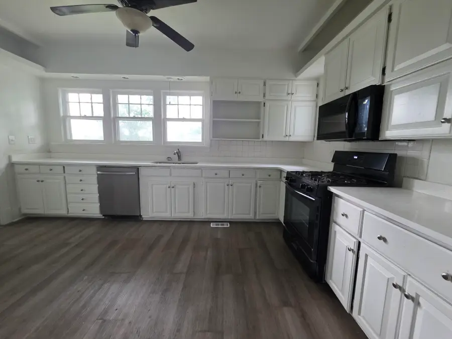 365 N Main Street, Granby, MO 64844 - #2