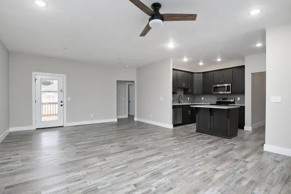 1418-1420 S Atlas Court, Ozark, MO 65721