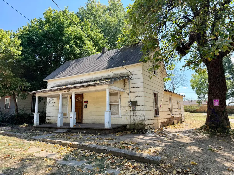 213 Pearl Street, Monett, MO 65708 - #2