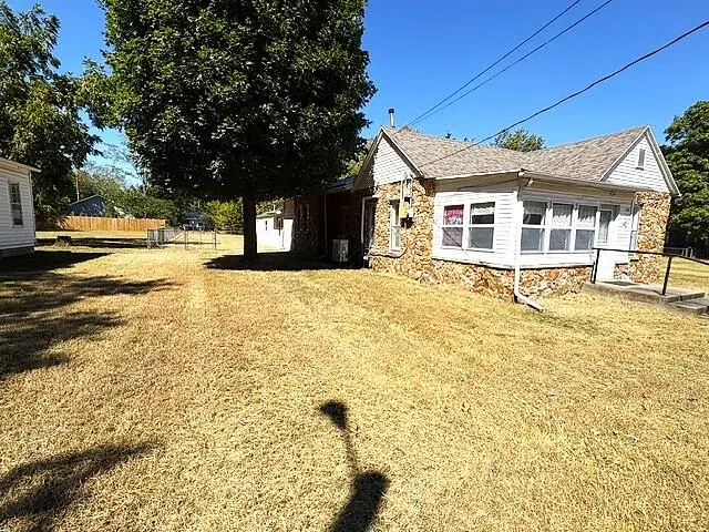 109 S 11th Street, Sarcoxie, MO 64862 - #2