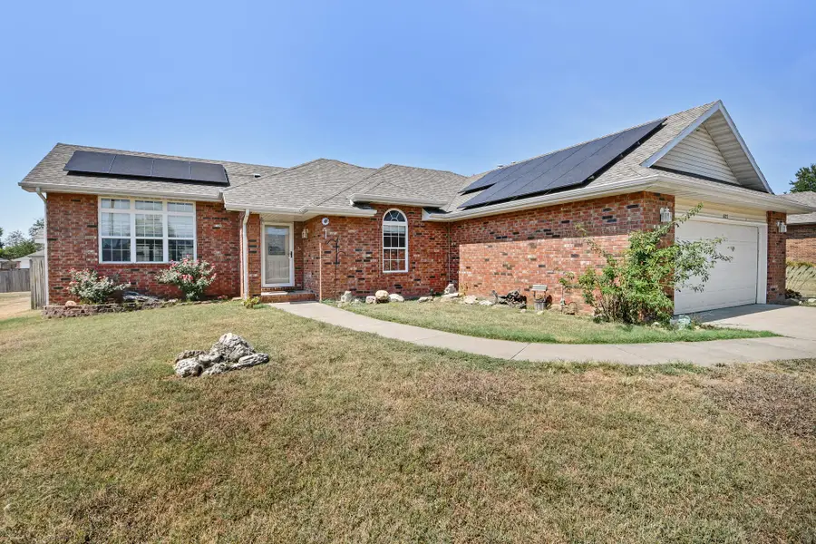 605 W Chandler Drive, Willard, MO 65781 - #2