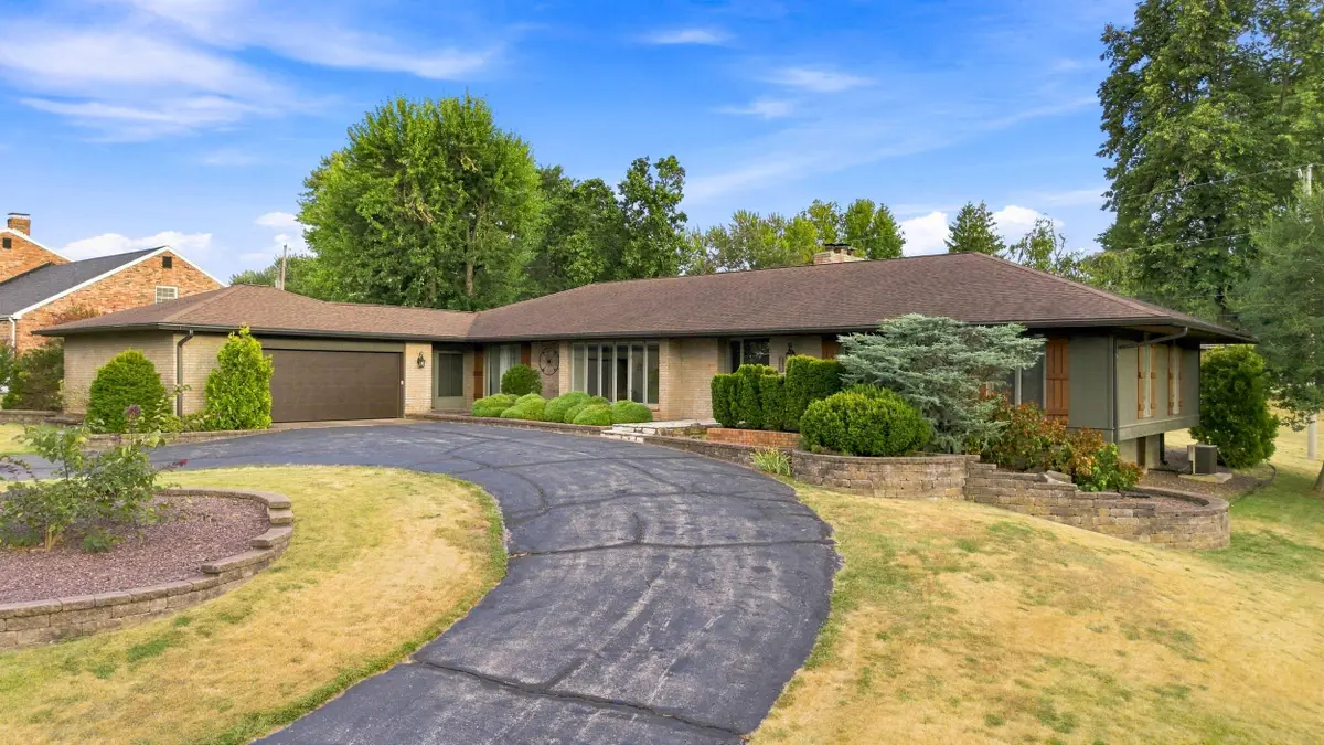 333 N Belaire Street, Monett, MO 65708 - #1