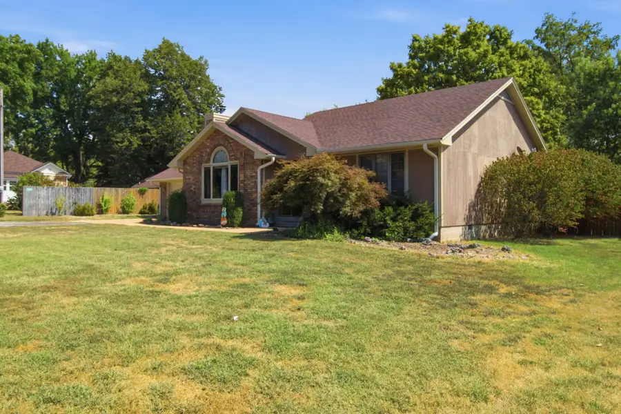 608 S Hamrick Street, Houston, MO 65483 - #3