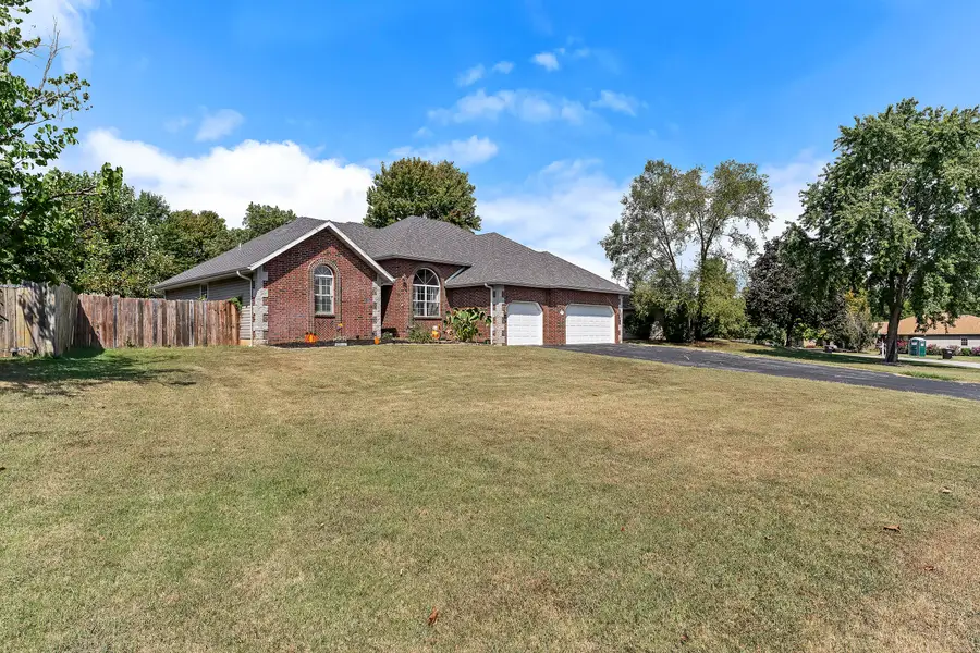 2081 N Preakness Drive, Nixa, MO 65714 - #2