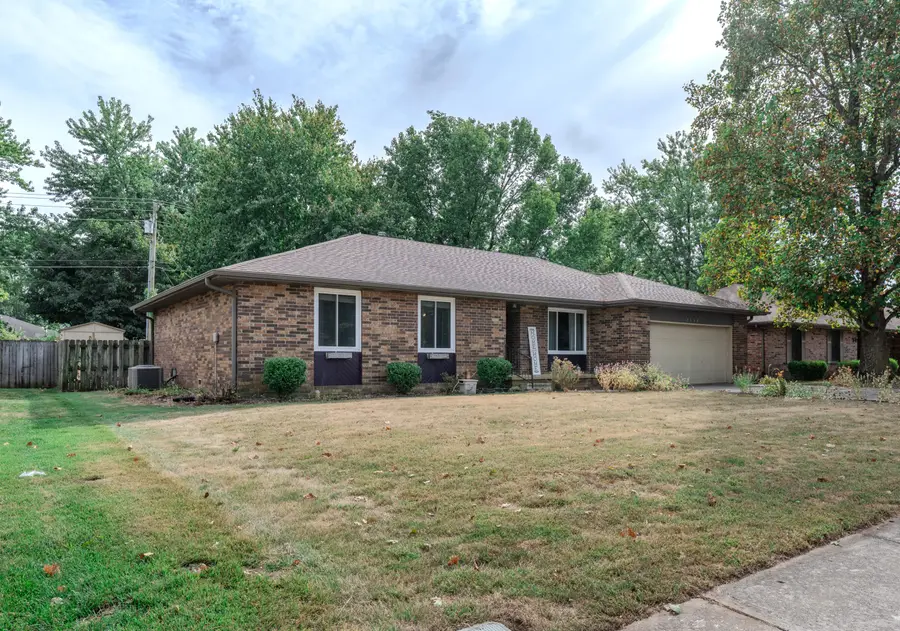 2758 W Swan Street, Springfield, MO 65807 - #3