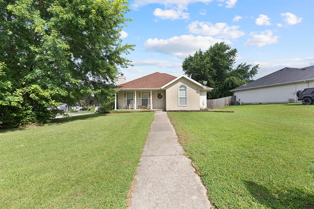 705 S Whippoorwill Drive, Strafford, MO 65757 - #1