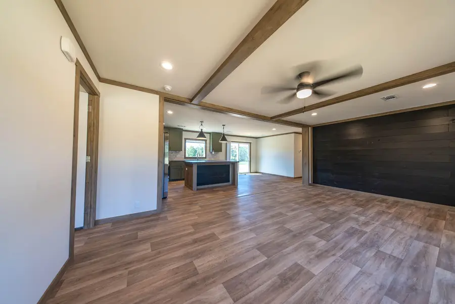 000 Pleasant Run Road, Mammoth Spring, AR 72554 - #3