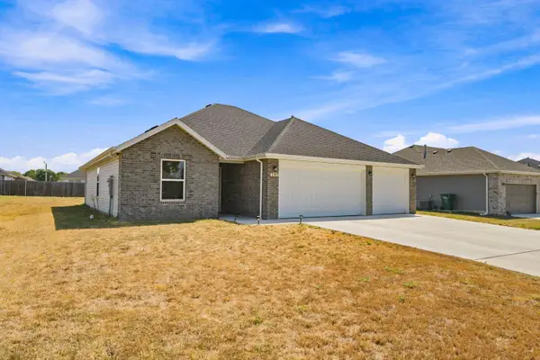 1107 Abbey Avenue, Monett, MO 65708