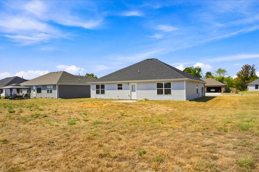 1107 Abbey Avenue, Monett, MO 65708 - #2